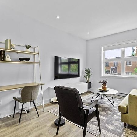 Stylish 2 Bedroom Haven By Jean Talon Market Montréal Exteriör bild