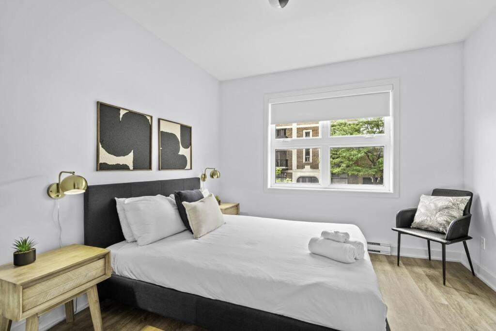 Stylish 2 Bedroom Haven By Jean Talon Market Montréal Exteriör bild